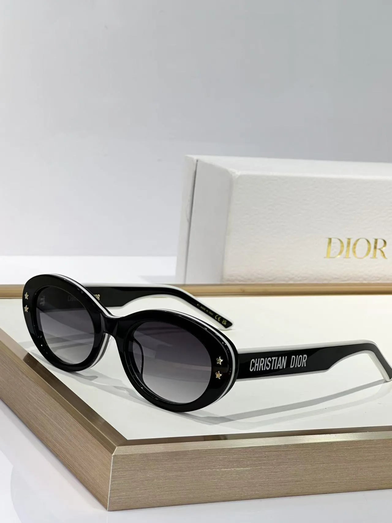 Fashion hot 8 color sunglasses