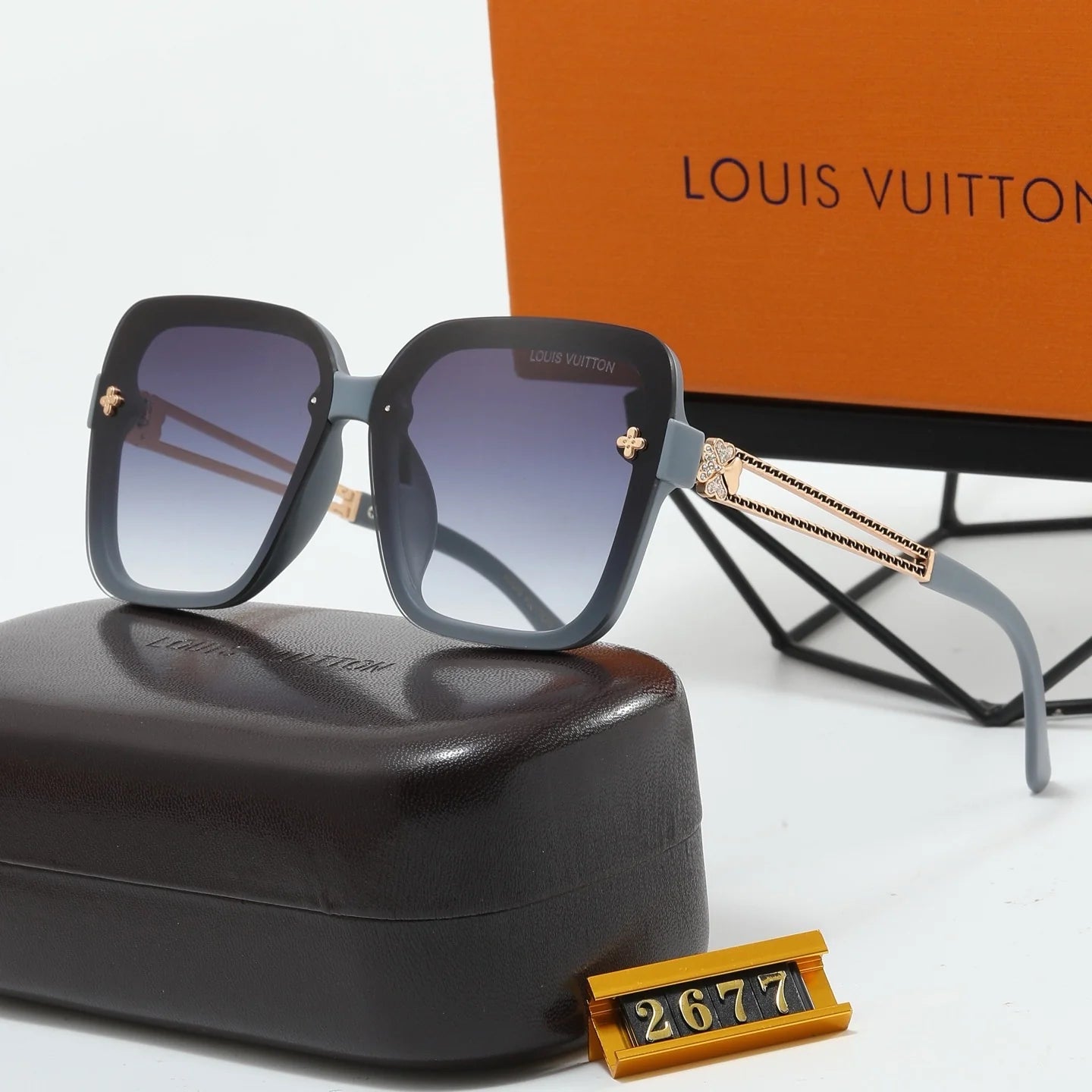 Fashion hot 4 color sunglasses 2677
